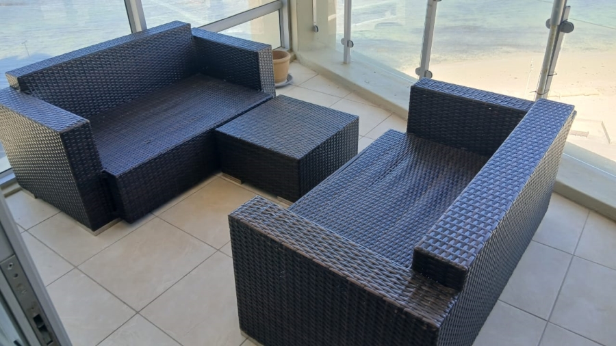 To Let 3 Bedroom Property for Rent in Strand South Western Cape